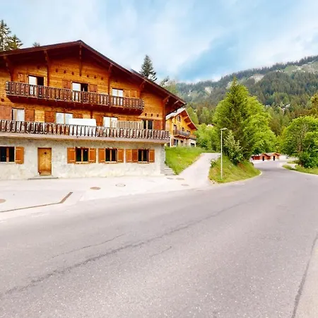 Contemporary Alpine In 아파트