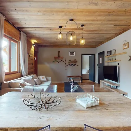 아파트 Contemporary Alpine In 안제르