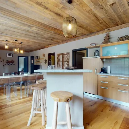 Contemporary Alpine In 안제르