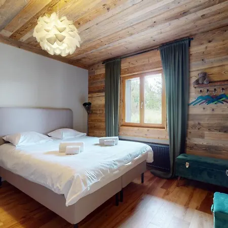 Contemporary Alpine In 아파트